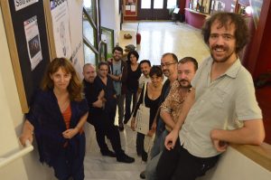 I 10 autori catalani del Progetto Fabulamundi, presso la Sala Beckett di Barcellona.